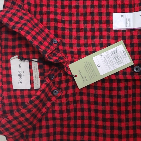 Red and black checked men's flannel Goodfellow & Co long sleeve shirt - Picture 2 of 3